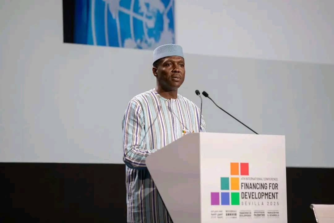 Le Premier ministre malien propose la création d'une banque d'investissement et de développement pour l'AES à la conférence de Séville. 